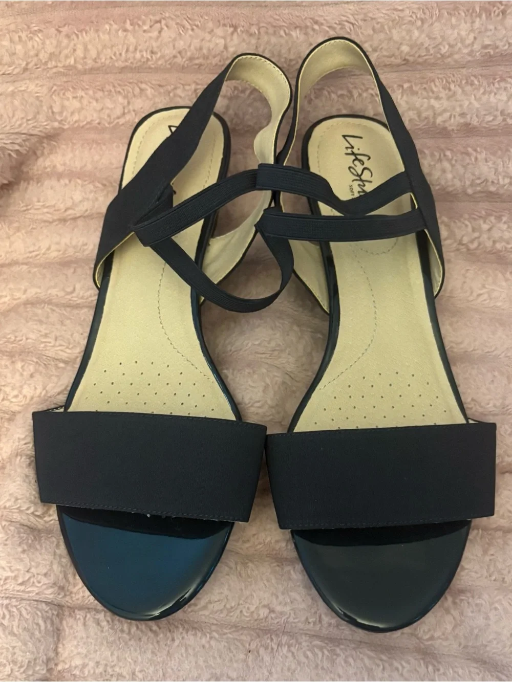 Life Stride Black Slingback Elastic Strap Sandals
